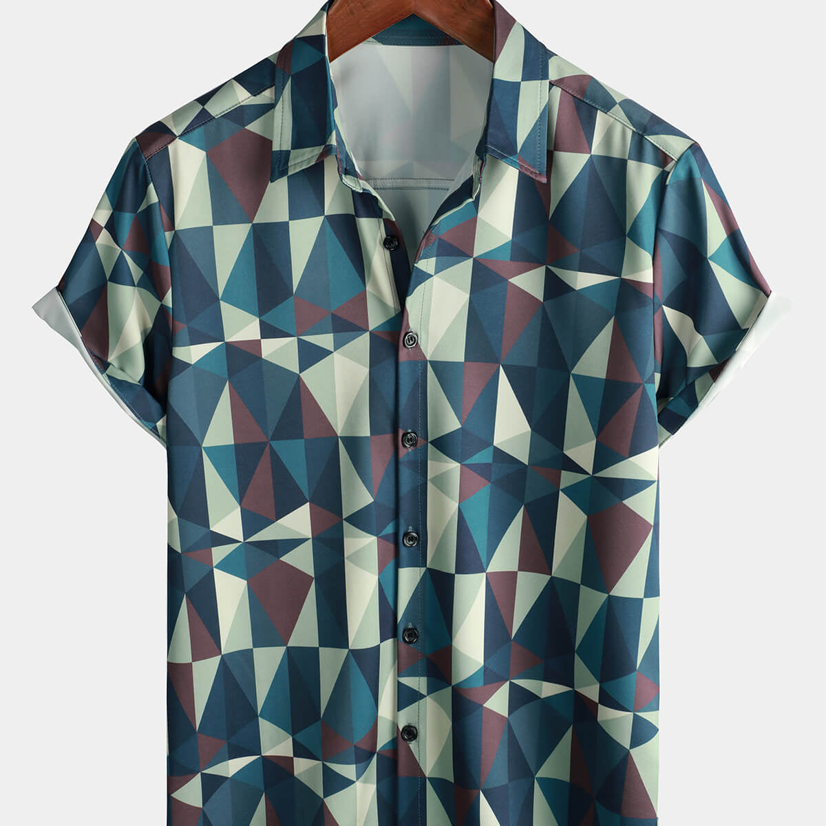 Camisa con botones de playa de verano de manga corta con estampado geométrico triangular de arte informal para hombre