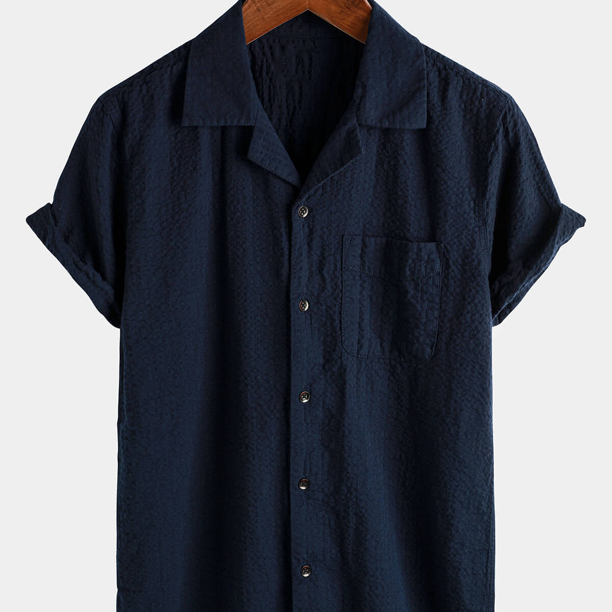 Camisa de manga corta con botones de verano de playa de color sólido informal con bolsillo de algodón para hombre